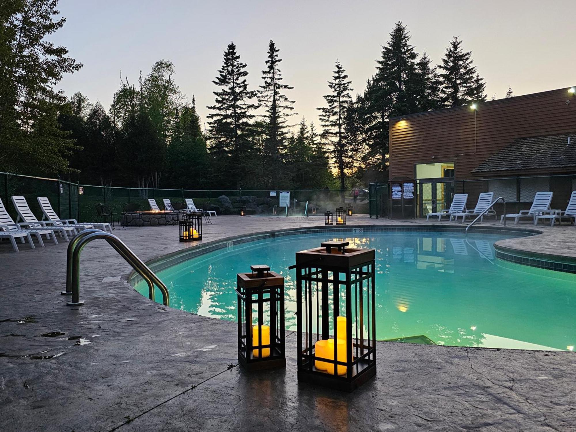 Superior Shores Resort Two Harbors Eksteriør billede